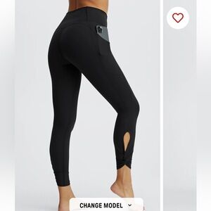 Fabletics Oasis PureLuxe High-Waisted Twist 7/8 Legging